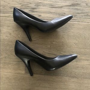Steve Madden | Black high heel pumps - 3”